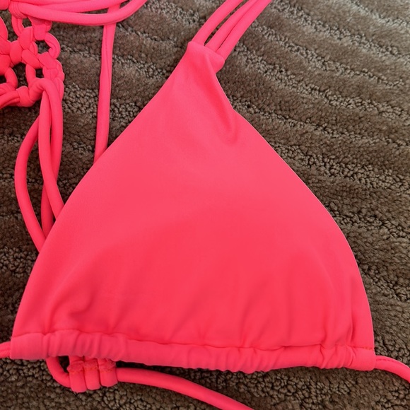 American eagle, orange triangle, bikini top, size medium - Picture 3 of 6
